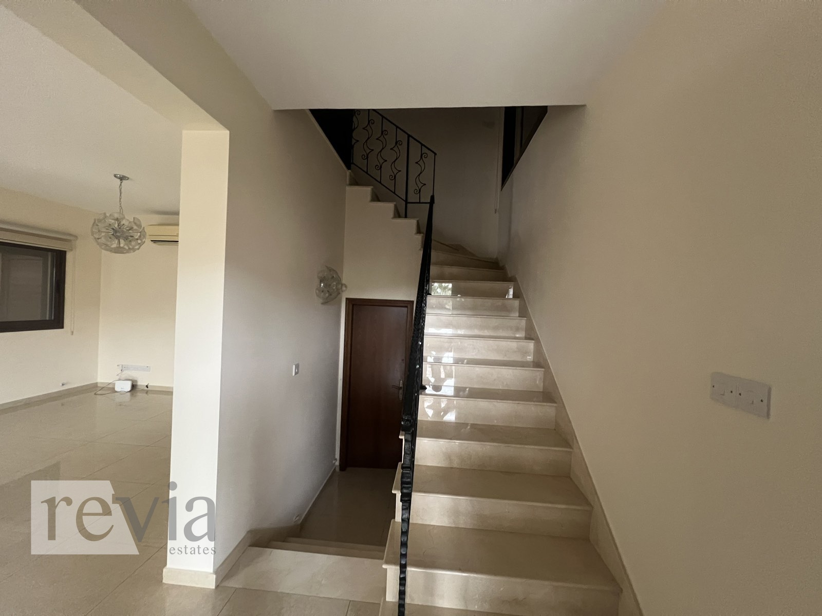 1537774 – Detached house For rent, Parekklisia, 134 sq.m., €2.600