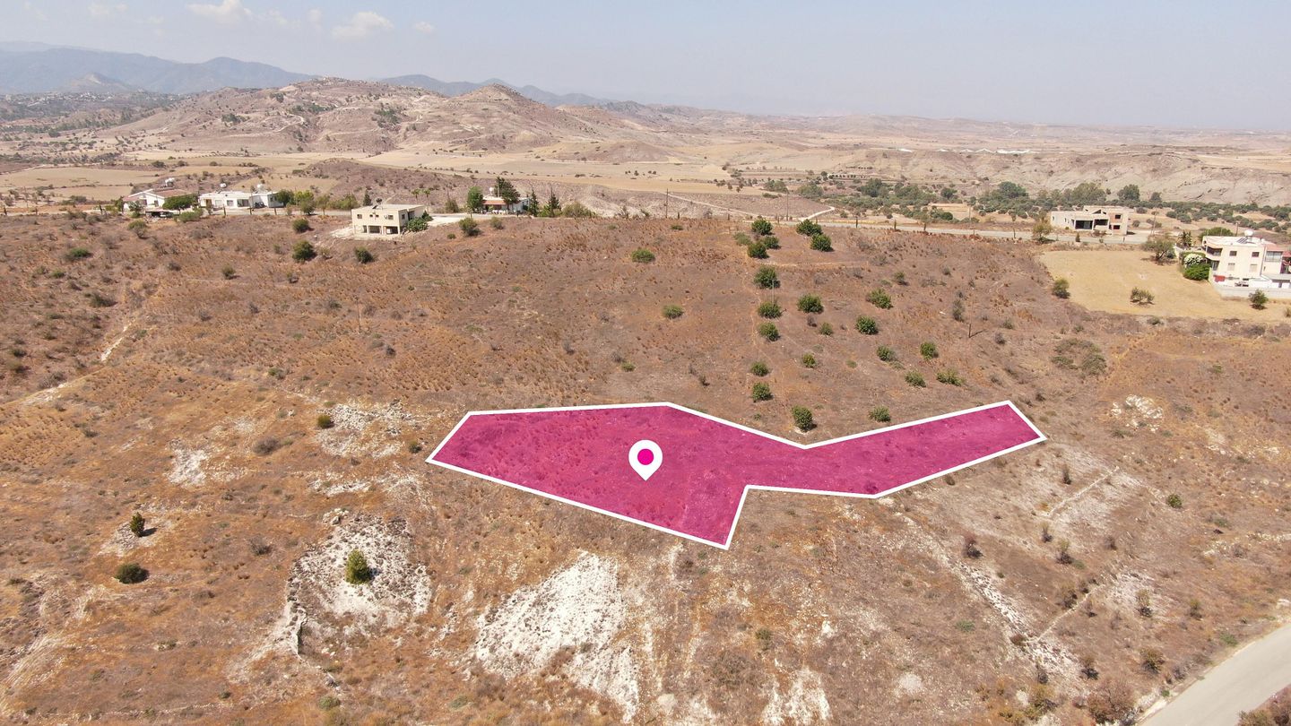 Agricultural field in Kato Moni, Nicosia. – id S32184