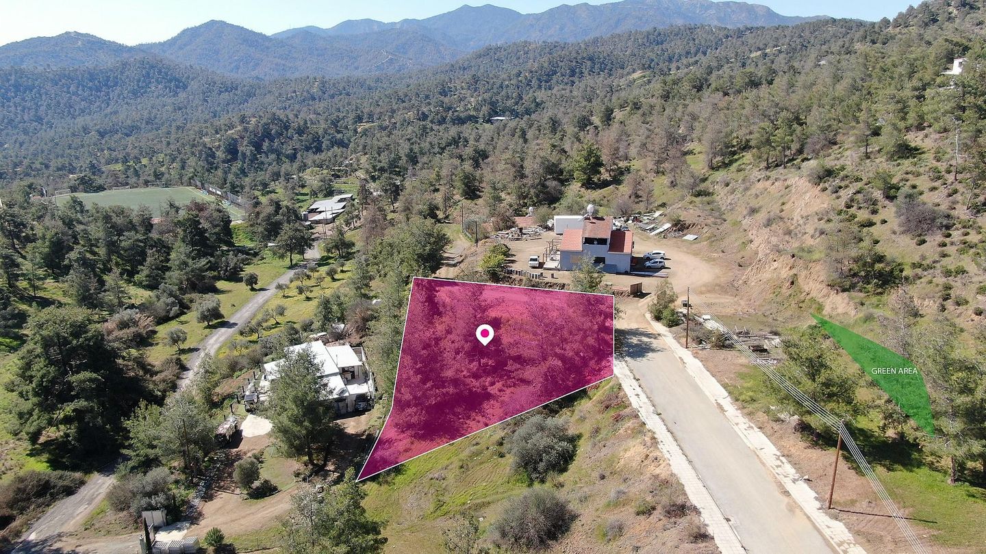 Residential field in Kapedes, Nicosia – id S41880