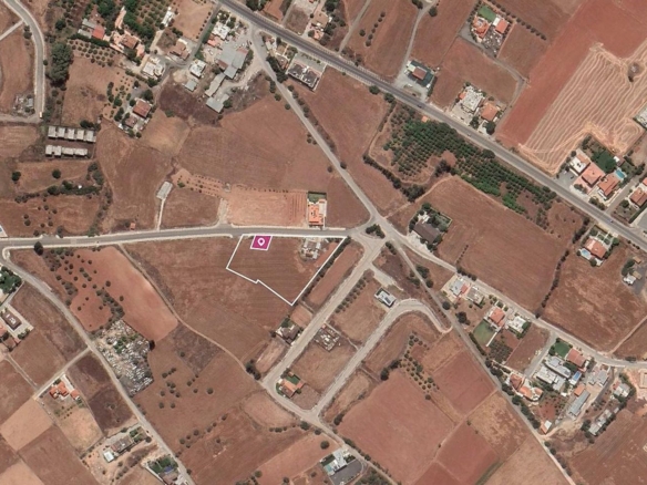 Distributed share of a residential field in Kokkinotrimithia, Nicosia – id S20842