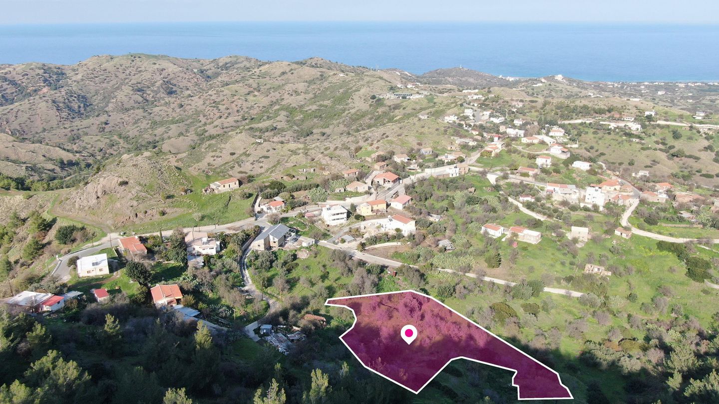 Residential field located in Pigenia, Nicosia – id S42182