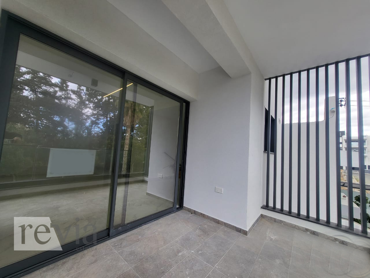 bde8b0a69ae44312902edbd22e6fd437 1523011 – Apartment For sale, Limassol City, 96 sq.m., €375.000