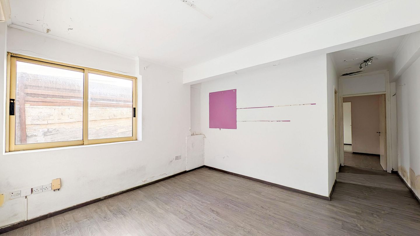 Ground Floor House with basement in Lakatamia, Nicosia – id S3742