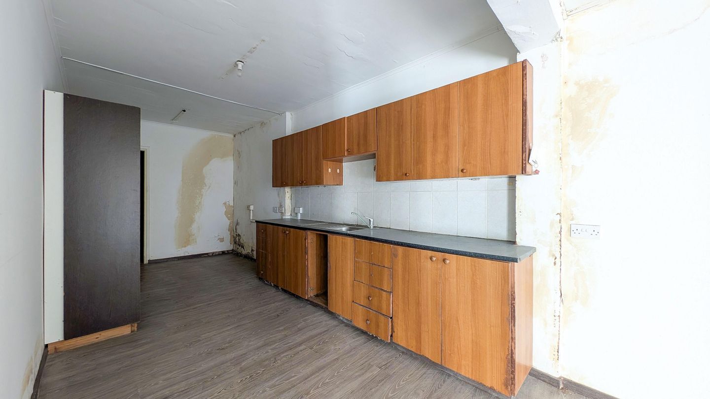 Ground Floor House with basement in Lakatamia, Nicosia – id S3742