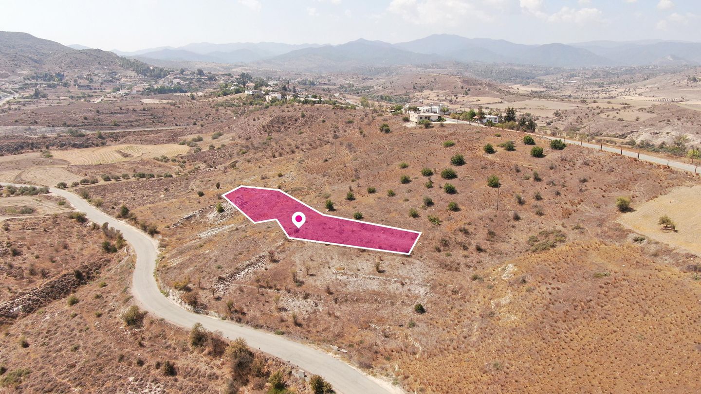 Agricultural field in Kato Moni, Nicosia. – id S32184