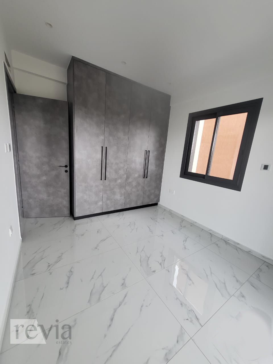 e156bddaef48443ea55bdde38d738e99 1523011 – Apartment For sale, Limassol City, 96 sq.m., €375.000