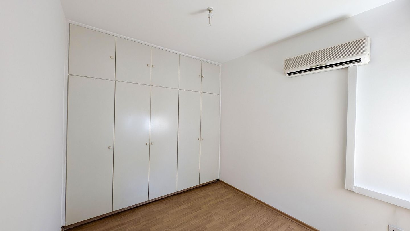 Three Bedroom Apartment in Agioi Omologites, Nicosia – id S31085