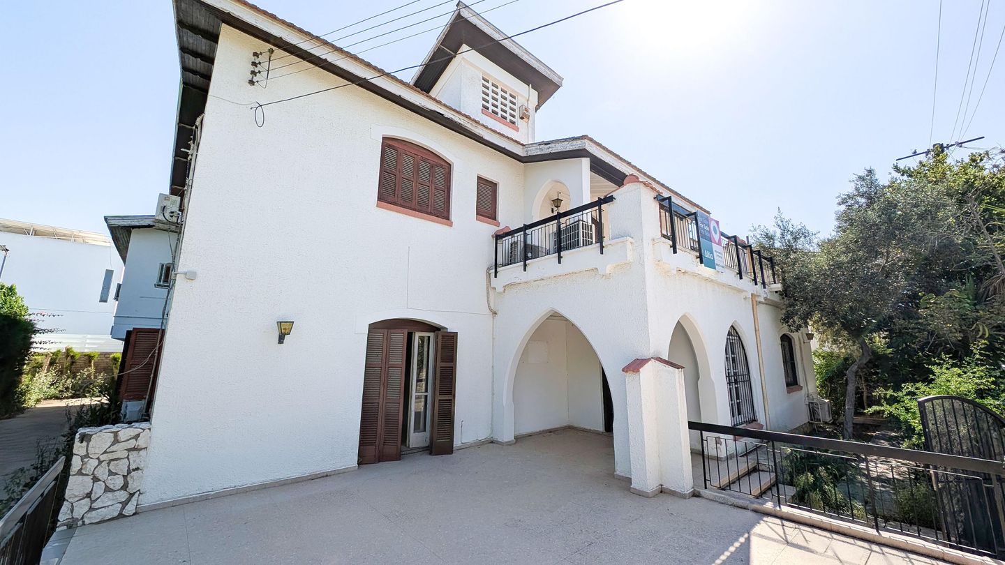 Two-storey detached residence in Agios Andreas quarter, Nicosia – id S46007