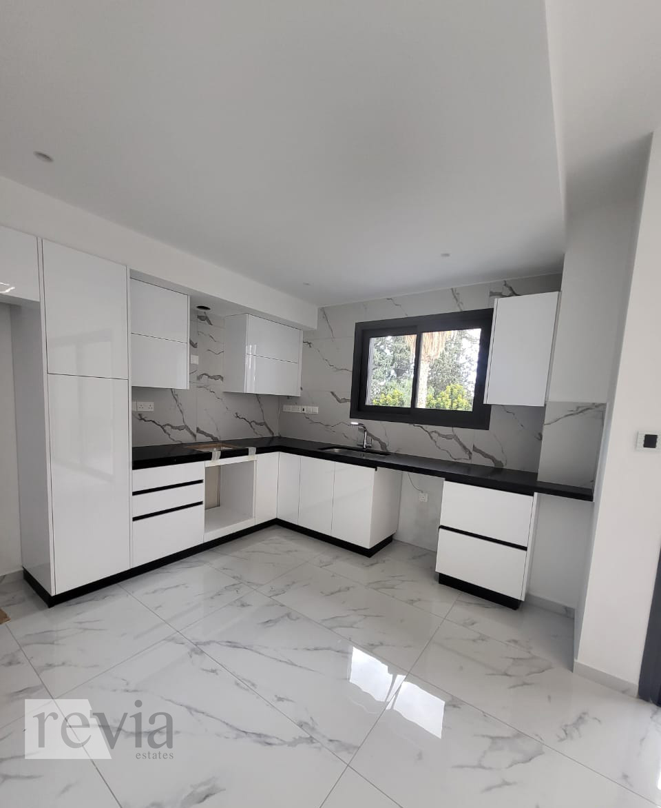 f5cc60ae201546c2b7dc9cbaa7c33656 1523011 – Apartment For sale, Limassol City, 96 sq.m., €375.000