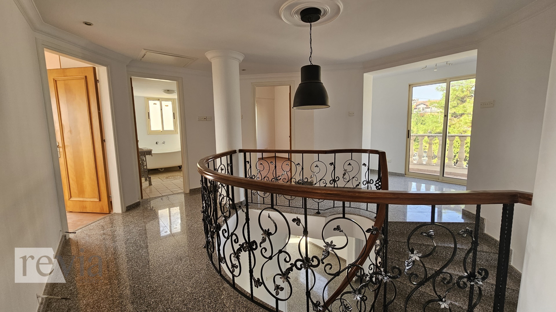 565071 – Villa For sale, Ypsonas, 208 sq.m., €520.000