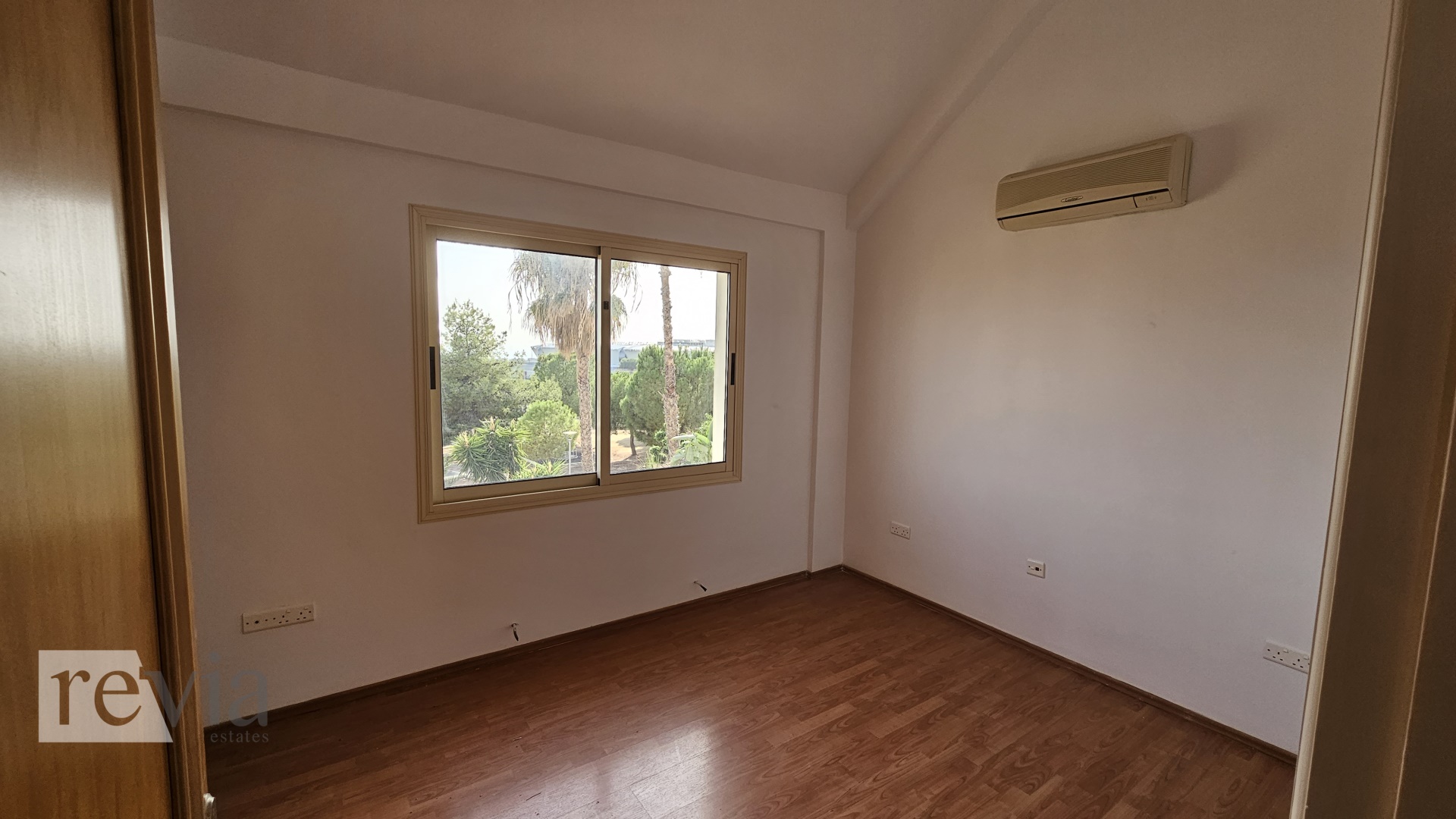 565071 – Villa For sale, Ypsonas, 208 sq.m., €520.000