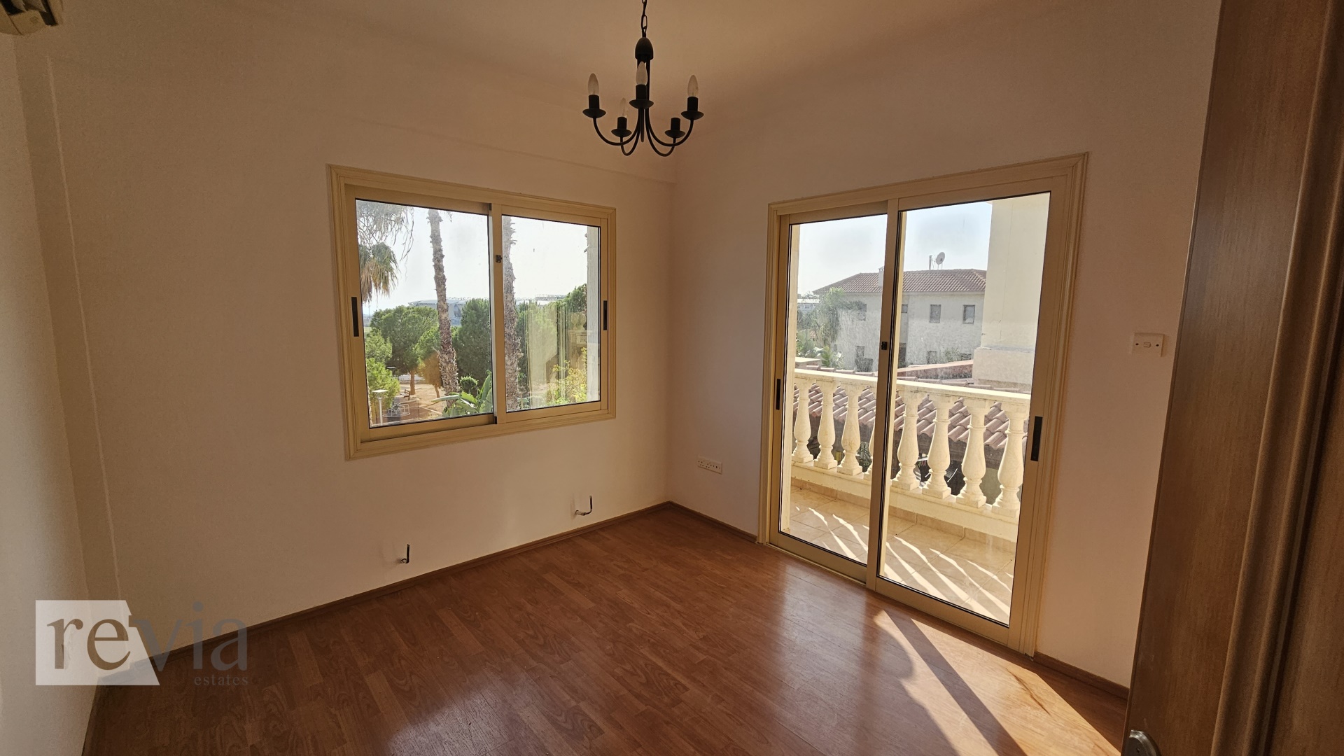 565071 – Villa For sale, Ypsonas, 208 sq.m., €520.000