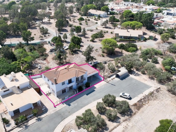 Three-bedroom House in Ormideia, Larnaca – id S31820