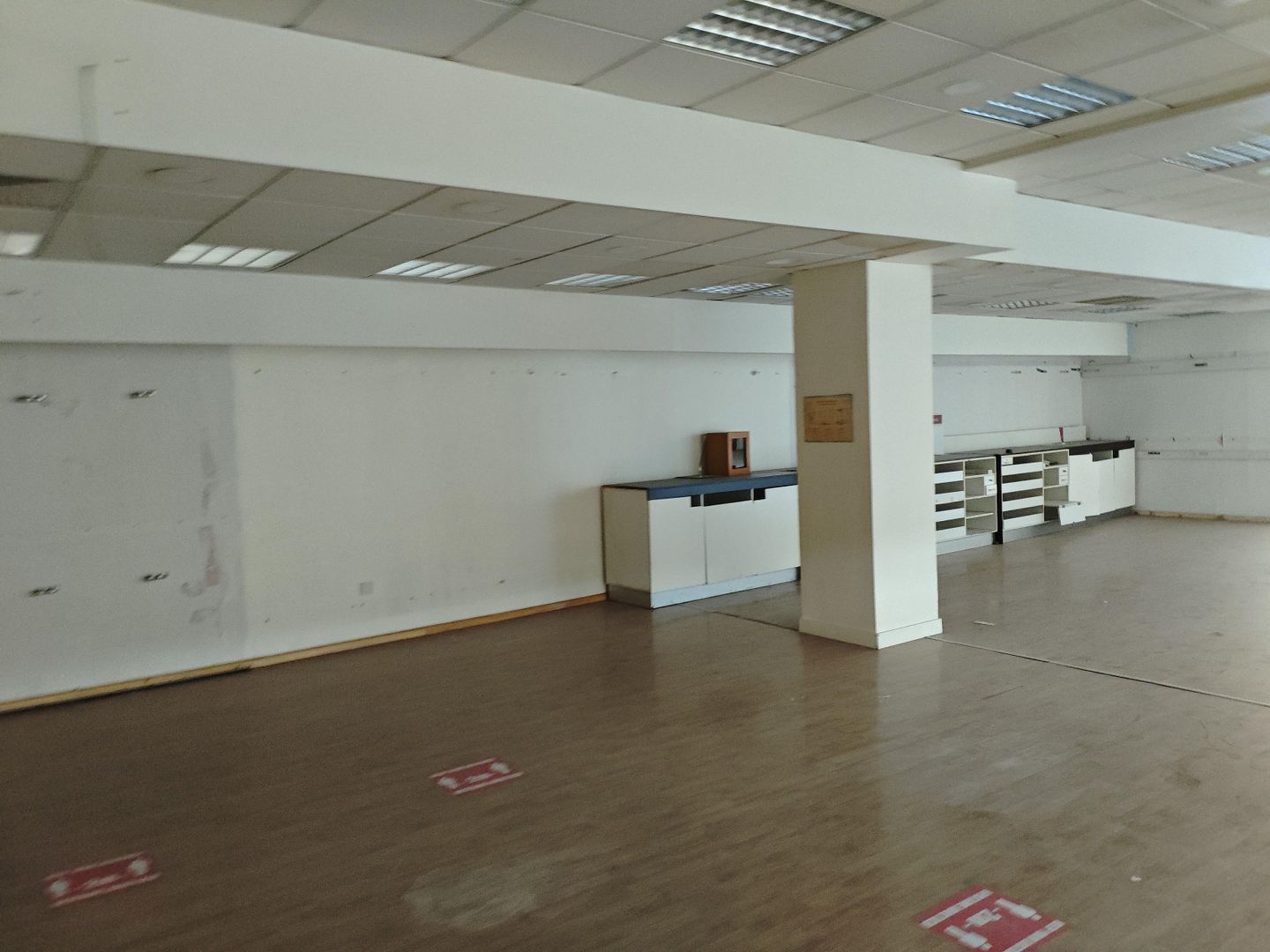 Mixed Use Commercial building in Trypiotis, Nicosia – id S44959