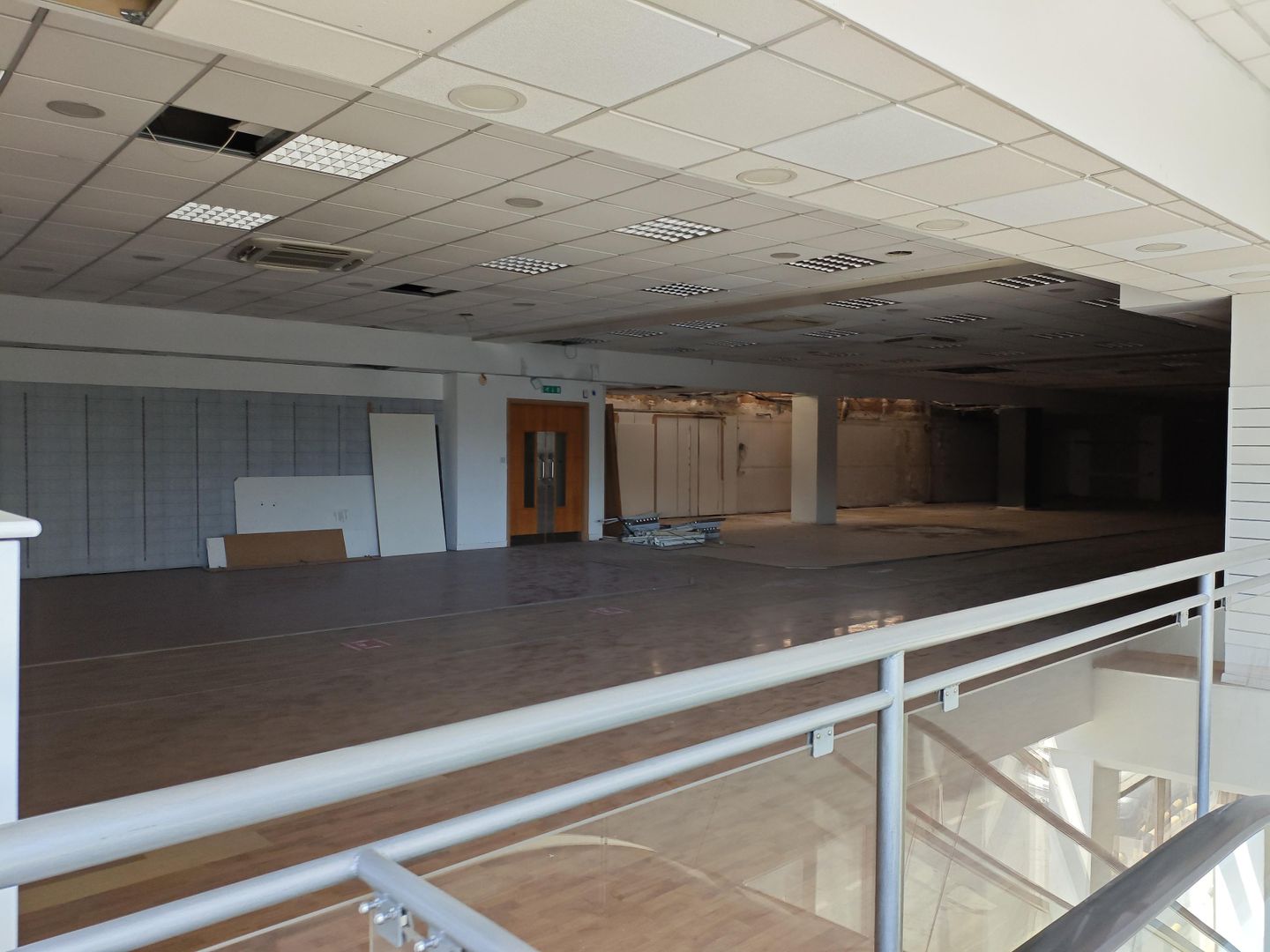 Mixed Use Commercial building in Trypiotis, Nicosia – id S44959