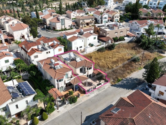 Four-Bedroom Semi-Detached House in Lakatameia, Nicosia – id S32124