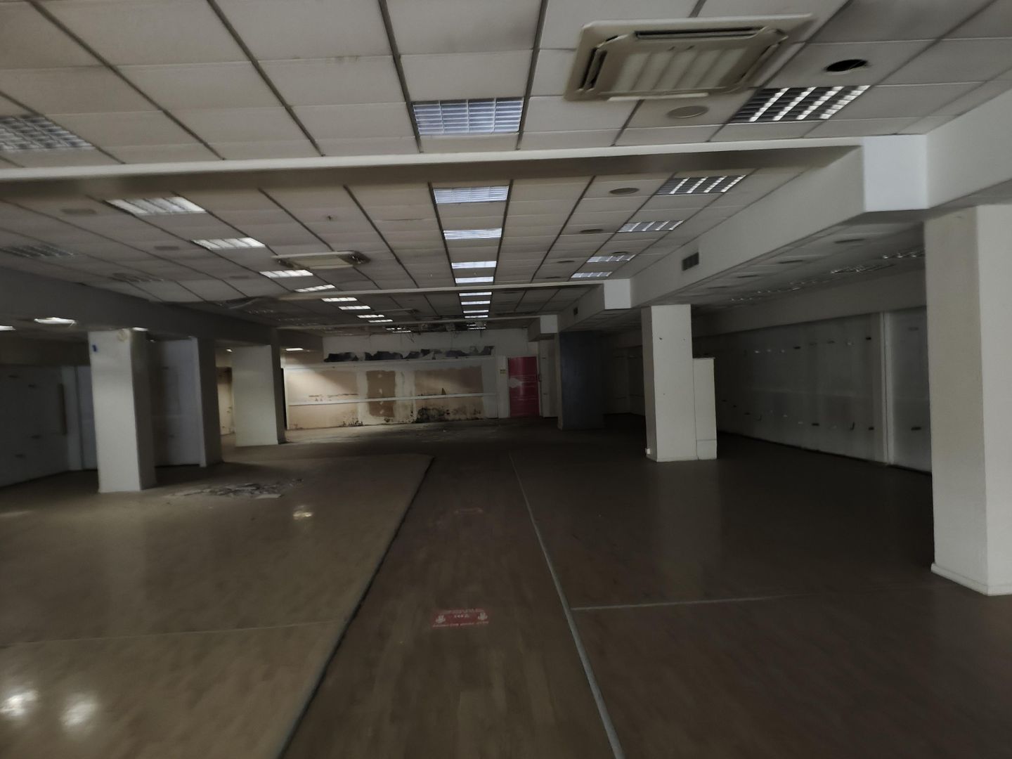 Mixed Use Commercial building in Trypiotis, Nicosia – id S44959