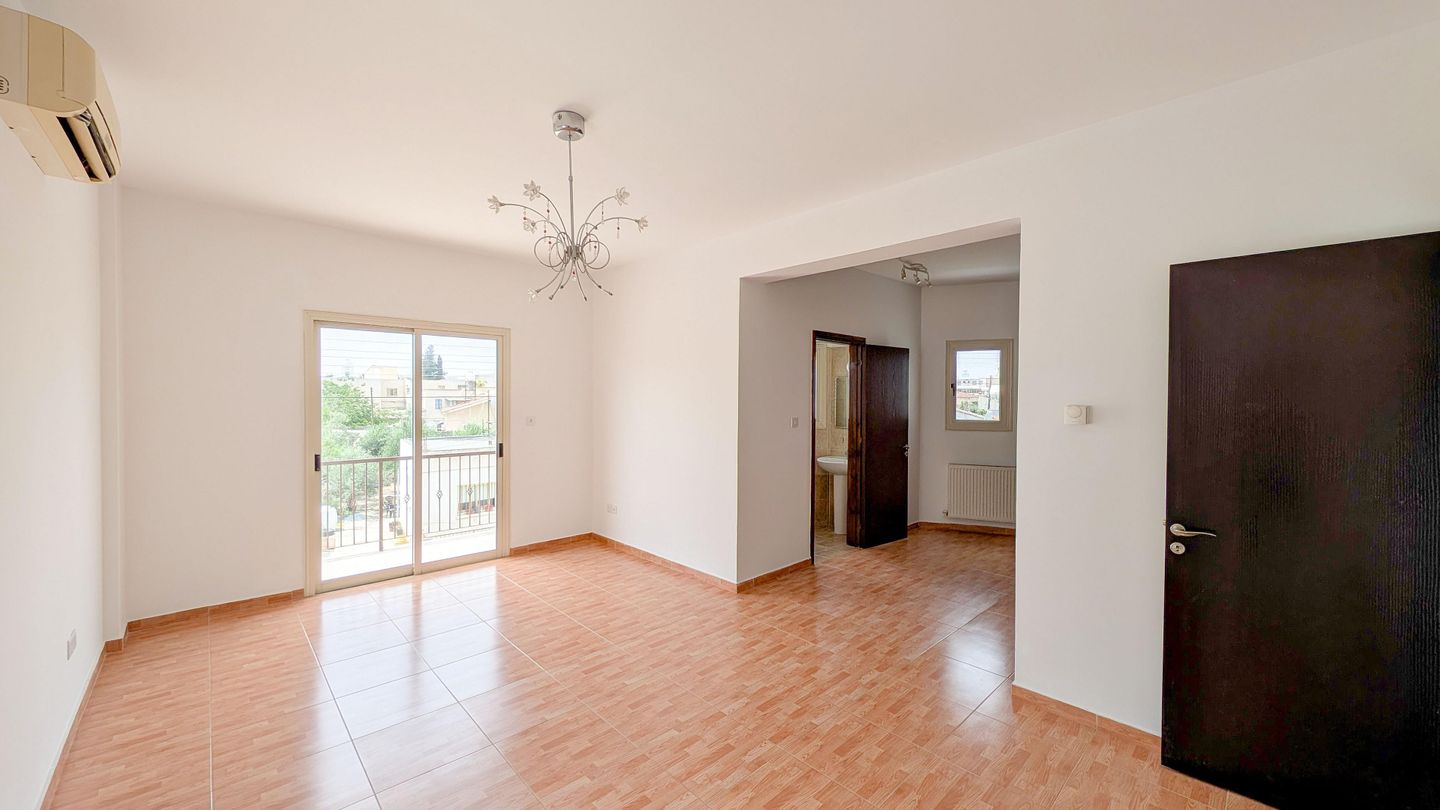 Three-Bedroom House in Apostolos Loukas Quarter, Aradippou, Larnaca – id S32325