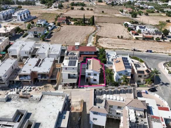 Three-Bedroom semi-detached house in Pera Chorio, Nicosia – id S41110