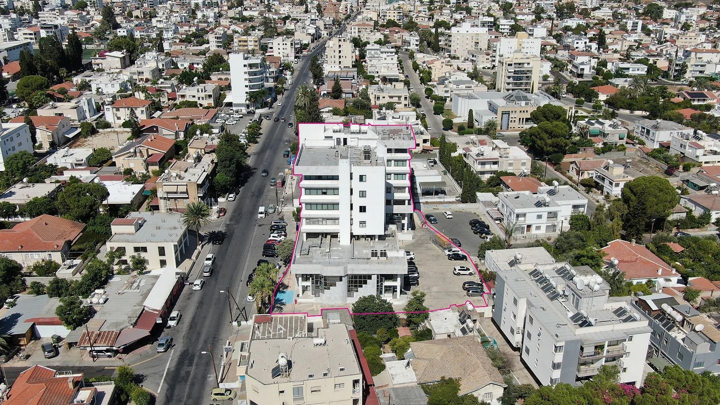 Investment Opportunity in a commercial building in Agios Dometios, Nicosia – id S45508