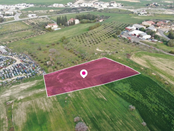 Residential field in Geri, Nicosia – id S20269