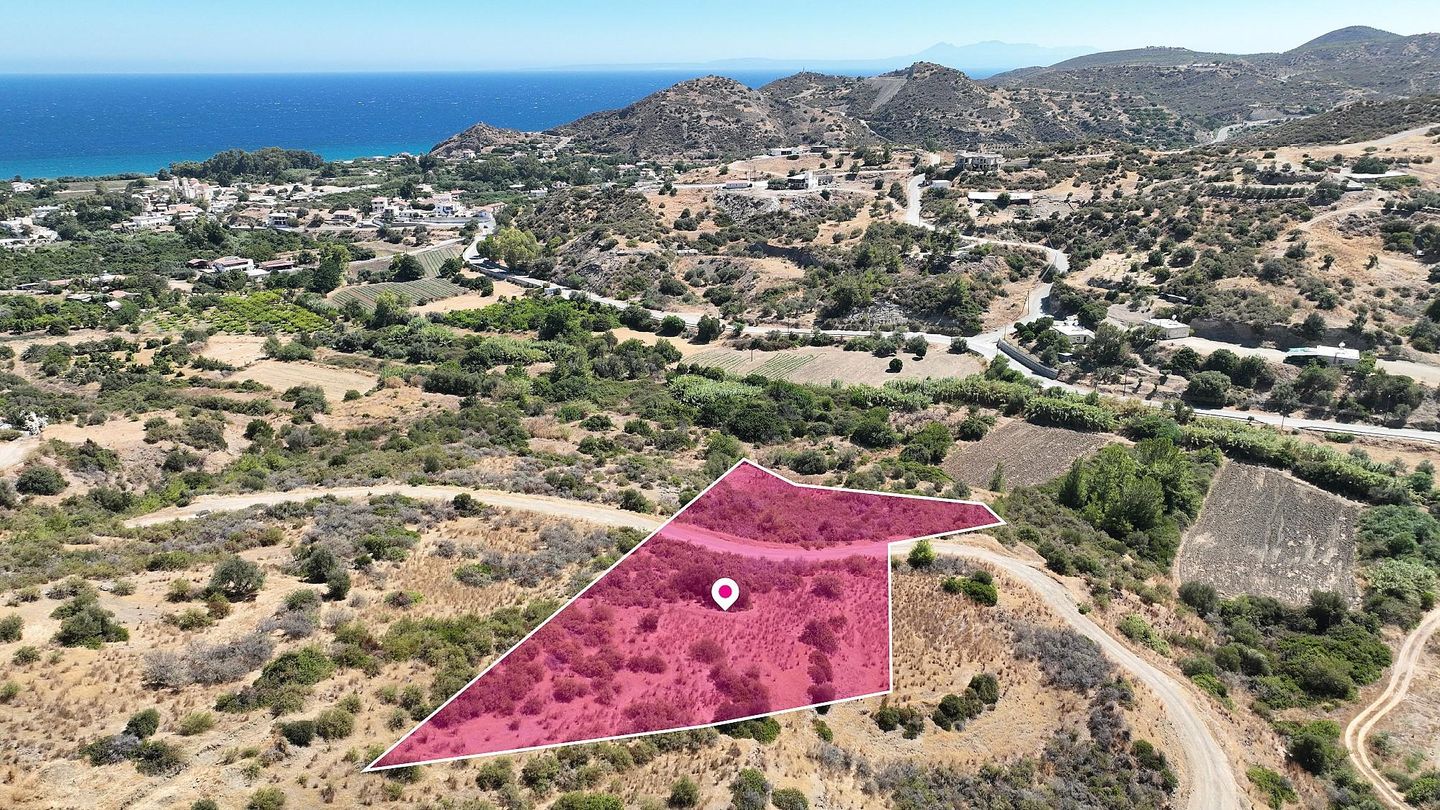 Residential Field in Kato Pyrgos, Nicosia – id S44765