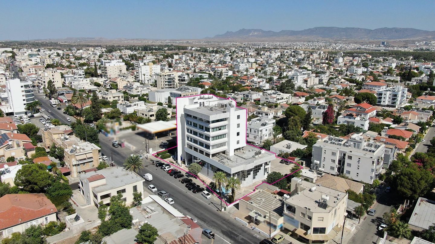 Investment Opportunity in a commercial building in Agios Dometios, Nicosia – id S45508