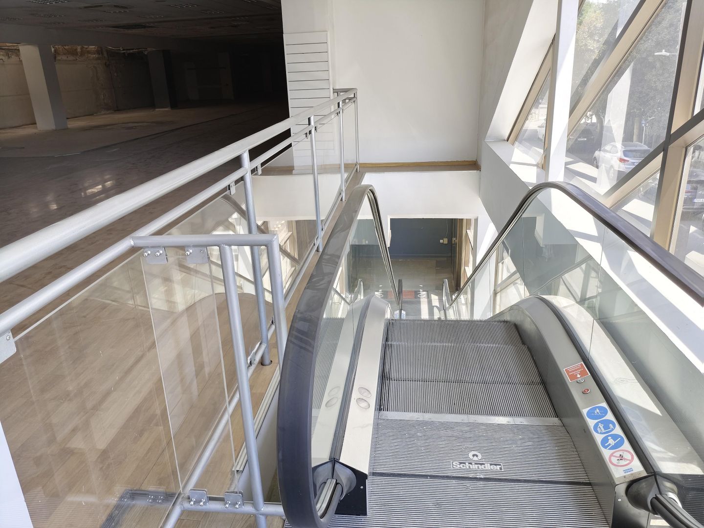 Mixed Use Commercial building in Trypiotis, Nicosia – id S44959