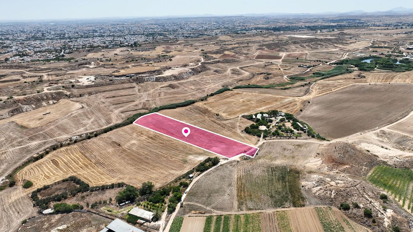 Agricultural field in Pano Deftera, Nicosia – id S31002