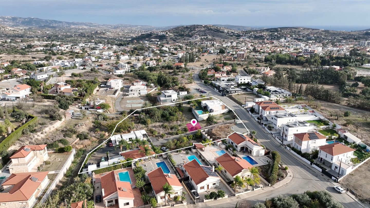 Distributed share of a Residential Field in Parekklisia, Limassol – id S7145