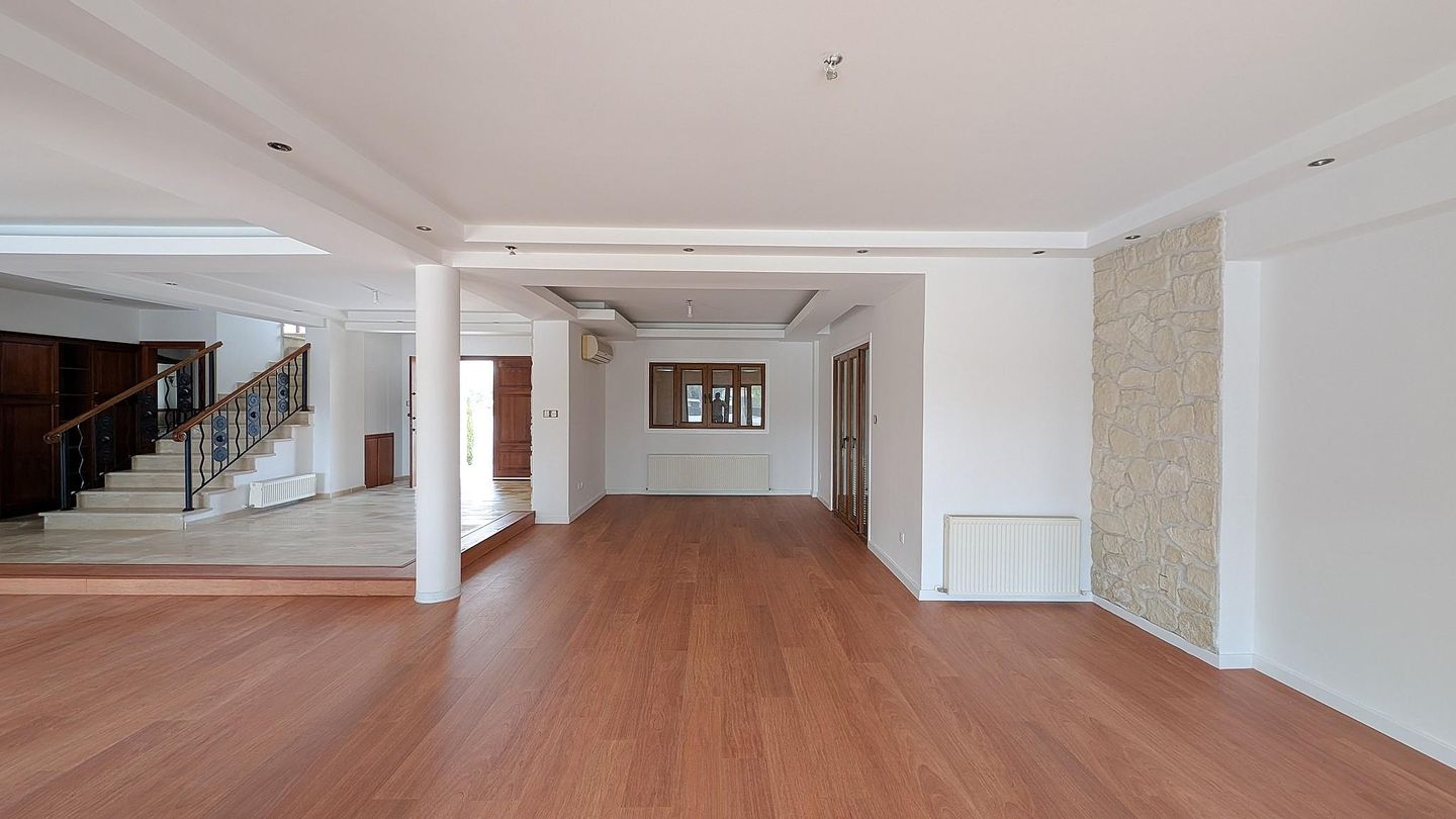 Luxurious Mansion in Agios Georgios, Latsia, Nicosia – id S5221