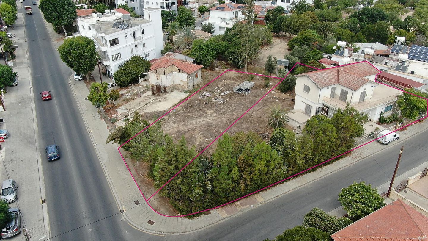 Two commercial  plots in Kaimakli, Nicosia. – id S44947