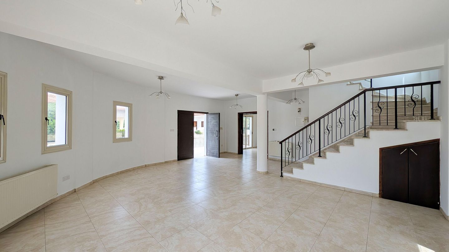 Three-Bedroom House in Apostolos Loukas Quarter, Aradippou, Larnaca – id S32325