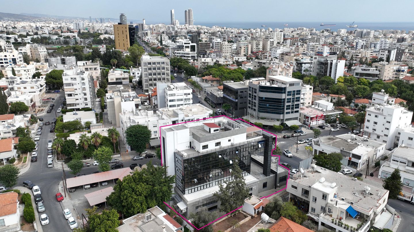 Commercial Building, City Center, Limassol. – id S45194