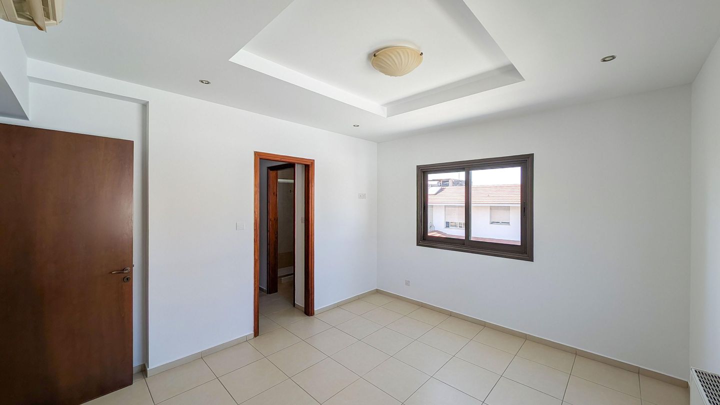 Three-Bedroom semi-detached house in Pera Chorio, Nicosia – id S41110