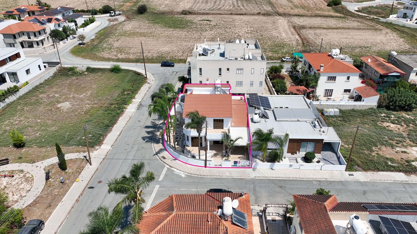 Detached Two Storey House in Aradippou, Larnaca – id S31886