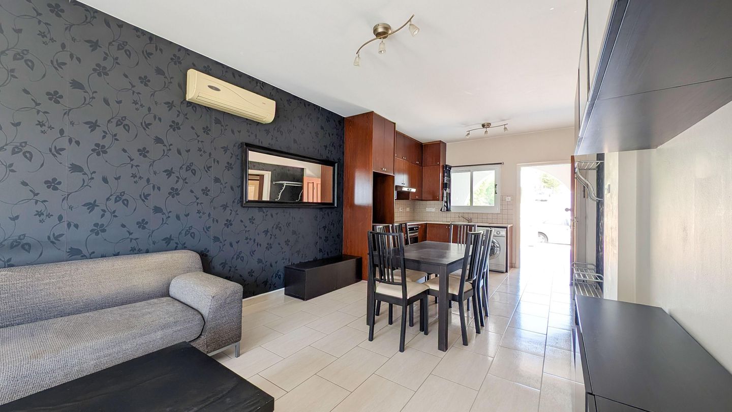 Two-Bedroom Apartment in Mesa Chorio, Paphos – id S42088