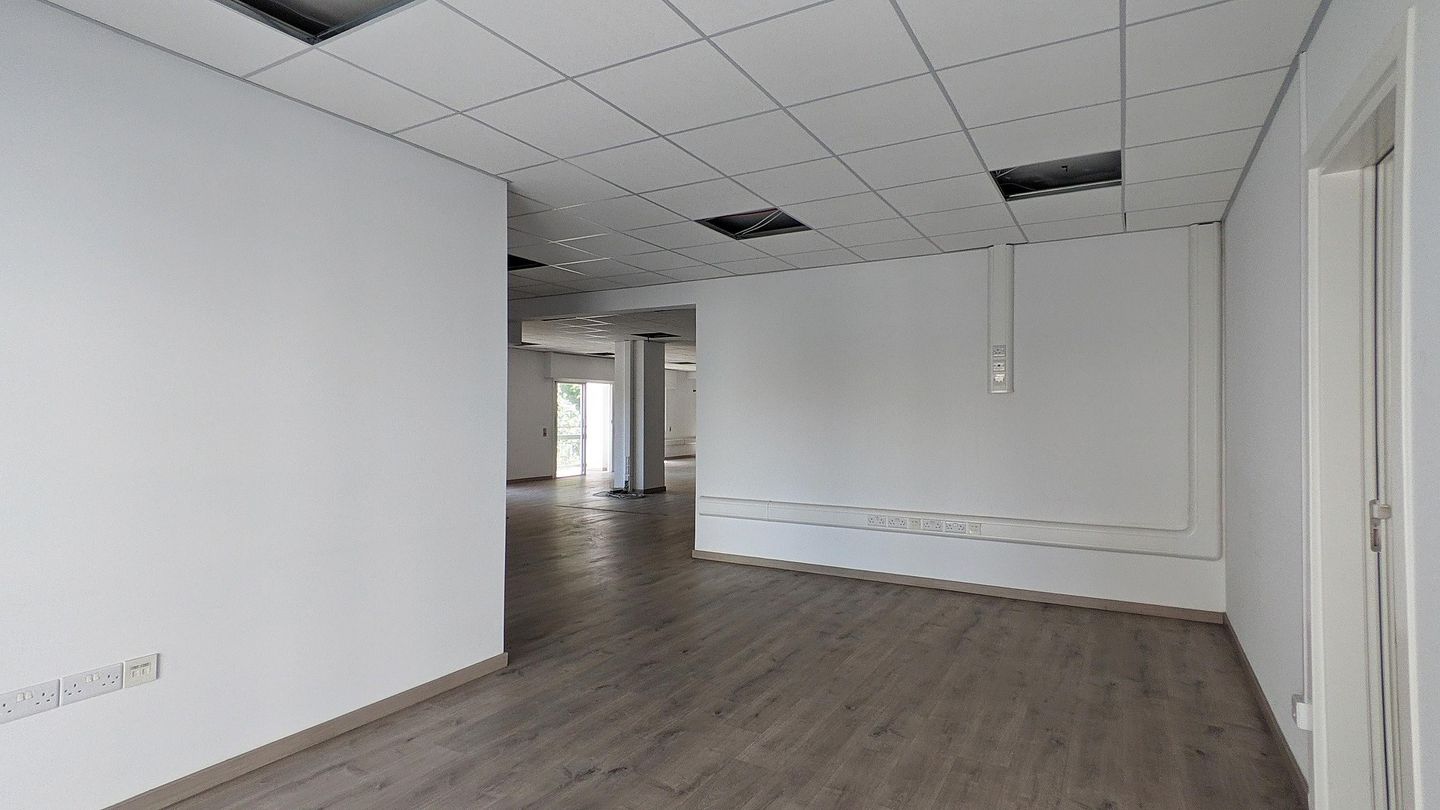 Office Unit in Agioi Omologites, Nicosia – id S44909