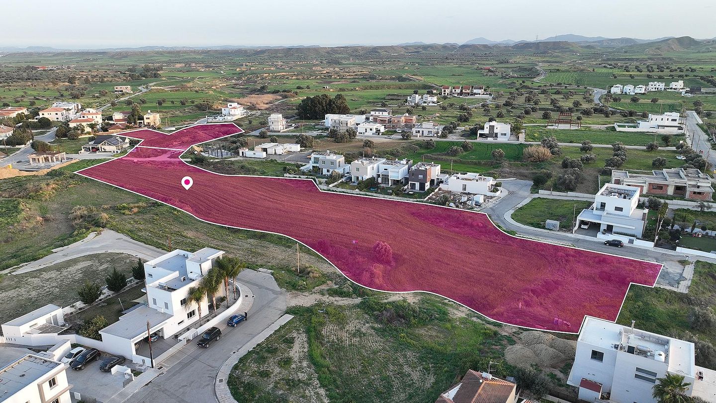 Investment Opportunity – 75% Undivided Share of Four Adjacent Residential Fields in Tseri, Nicosia – id S30687