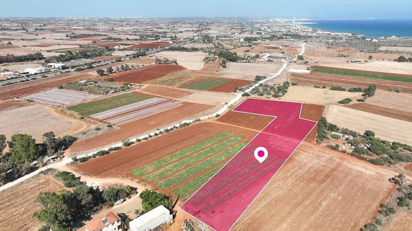 Touristic Field in Liopetri, Ammochostos – id S44329