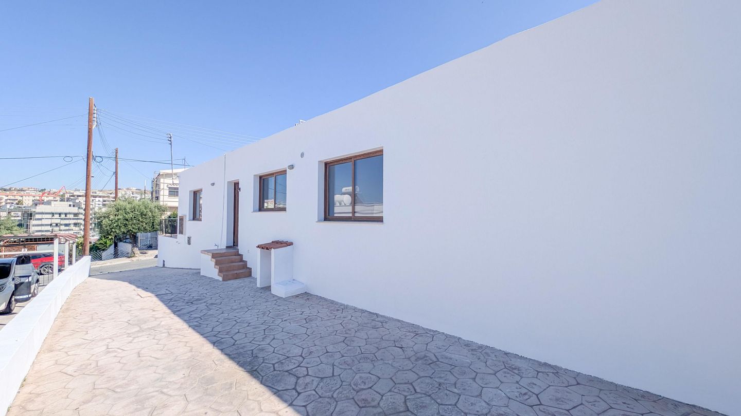 Ground-Floor House in Agios Athanasios, Limassol – id S31792