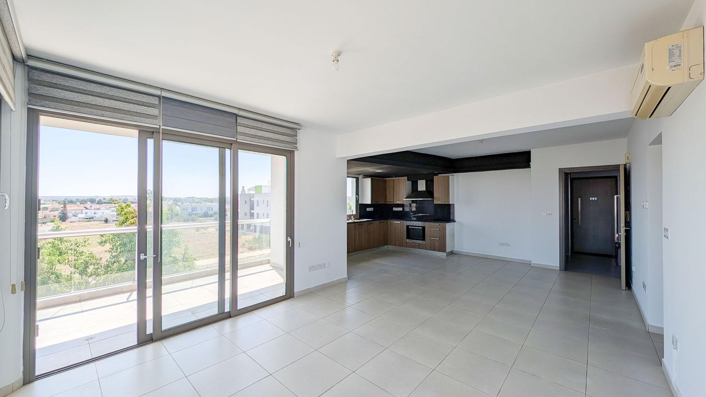 Two-Bedroom Apartment with Roof Garden in Lakatamia, Nicosia – id S6155