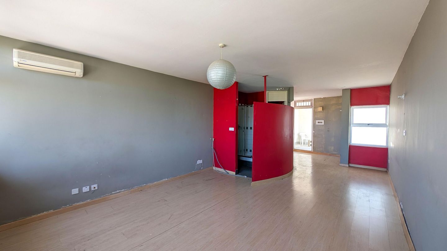 Four-storey building with a basement located in Engomi, Nicosia – id S46000