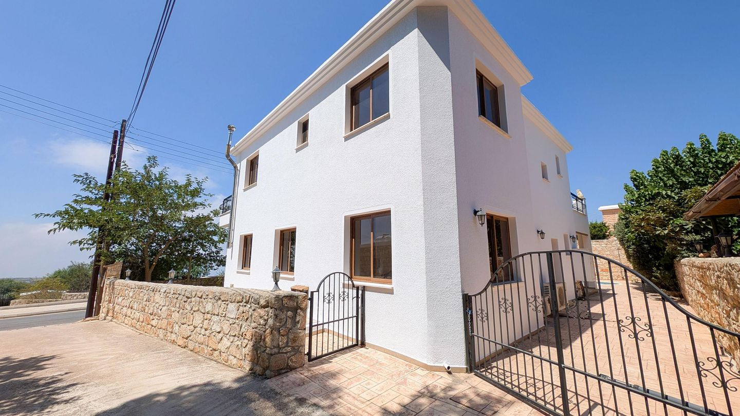 Detached two-storey House in Ineia, Paphos – id S41056