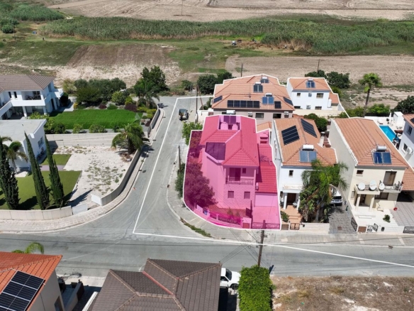 Four-Bedroom House in Aradippou, Larnaca – id S3834
