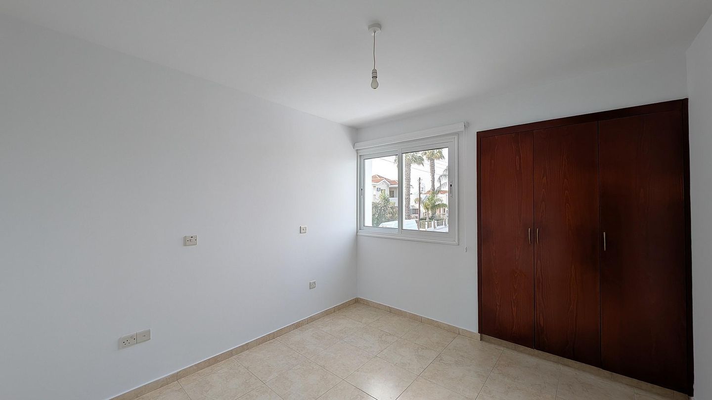 Investment Opportunity: Three-Storey Residential Building with 4 Apartments in Kiti, Larnaca – id S2845