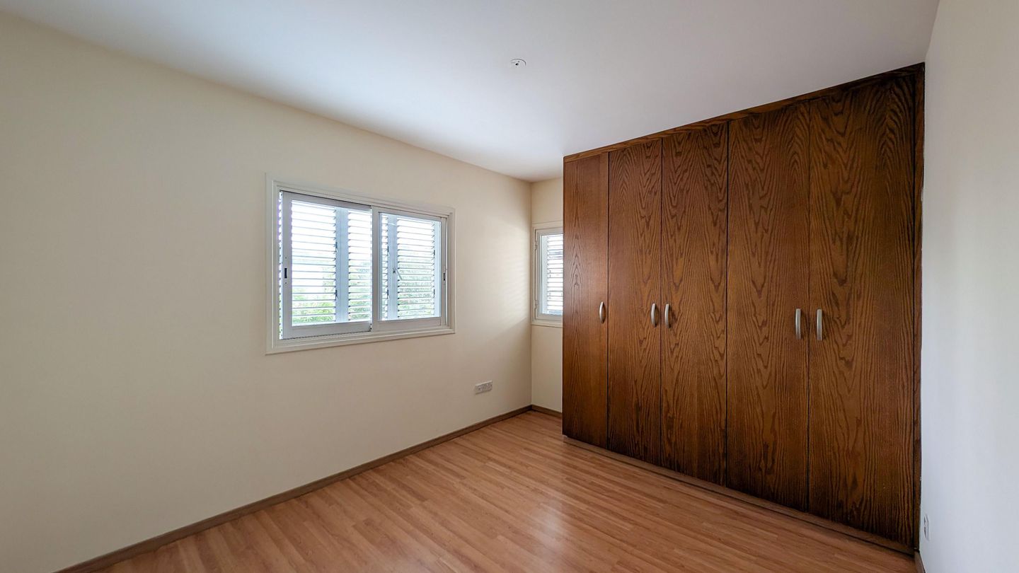Three-bedroom Apartment in Chryseleousa, Strovolos, Nicosia – id S41473