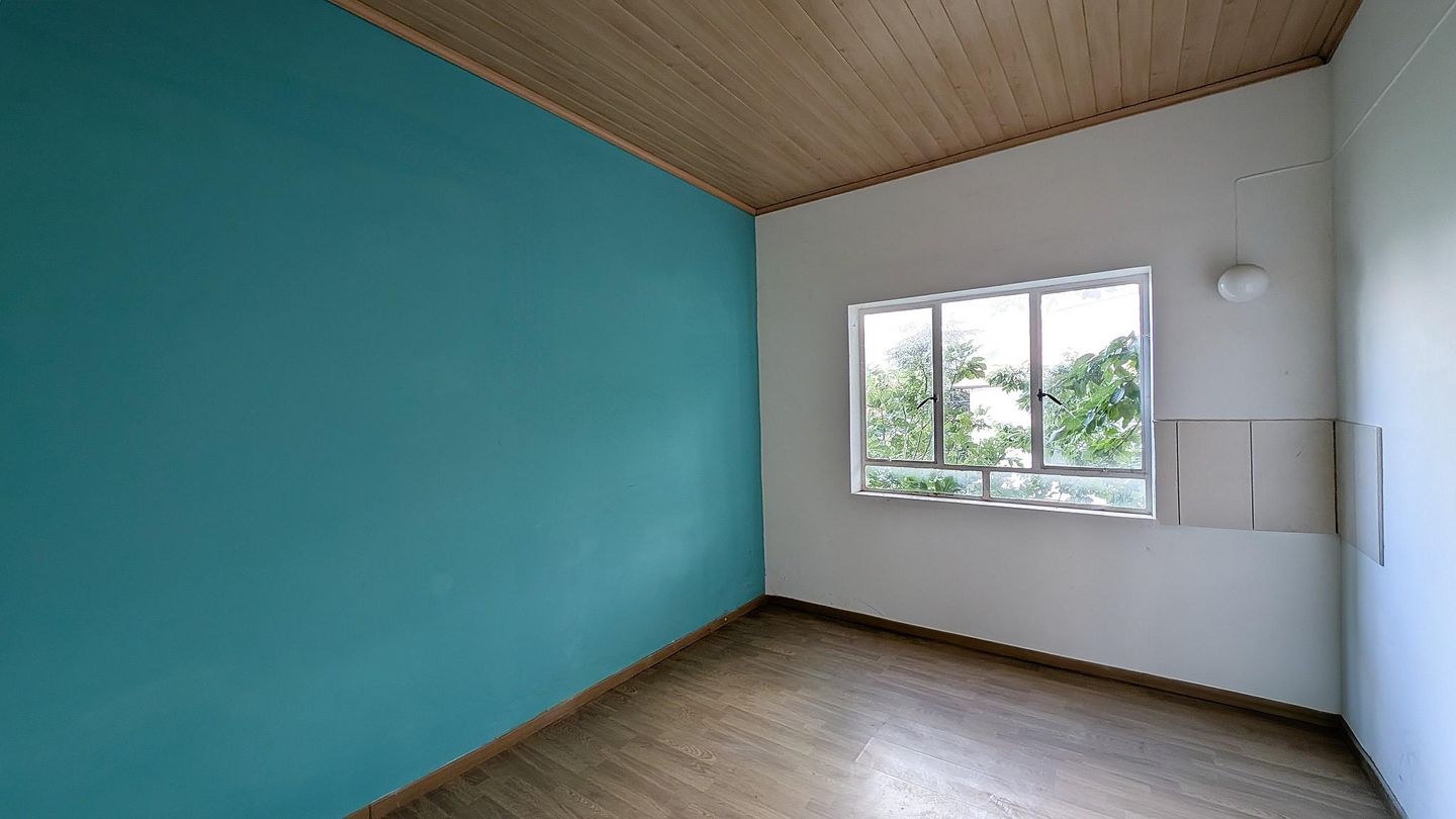 Former Hotel Building with Development Potential – Pedoulas, Nicosia – id S40424