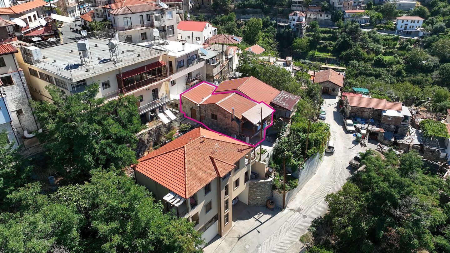 Three-Bedroom House in Agros, Limassol – id S31647