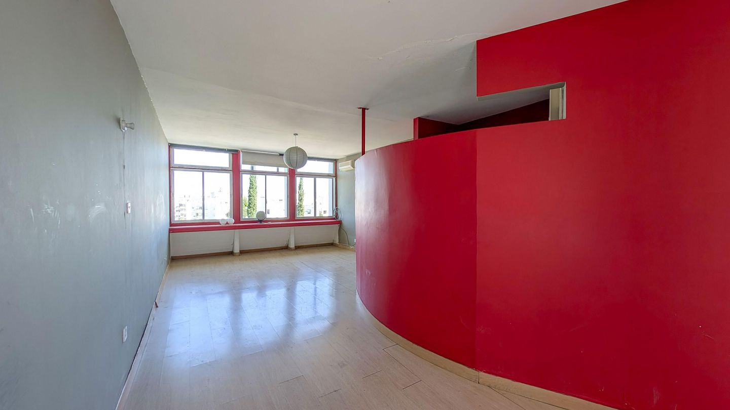 Four-storey building with a basement located in Engomi, Nicosia – id S46000